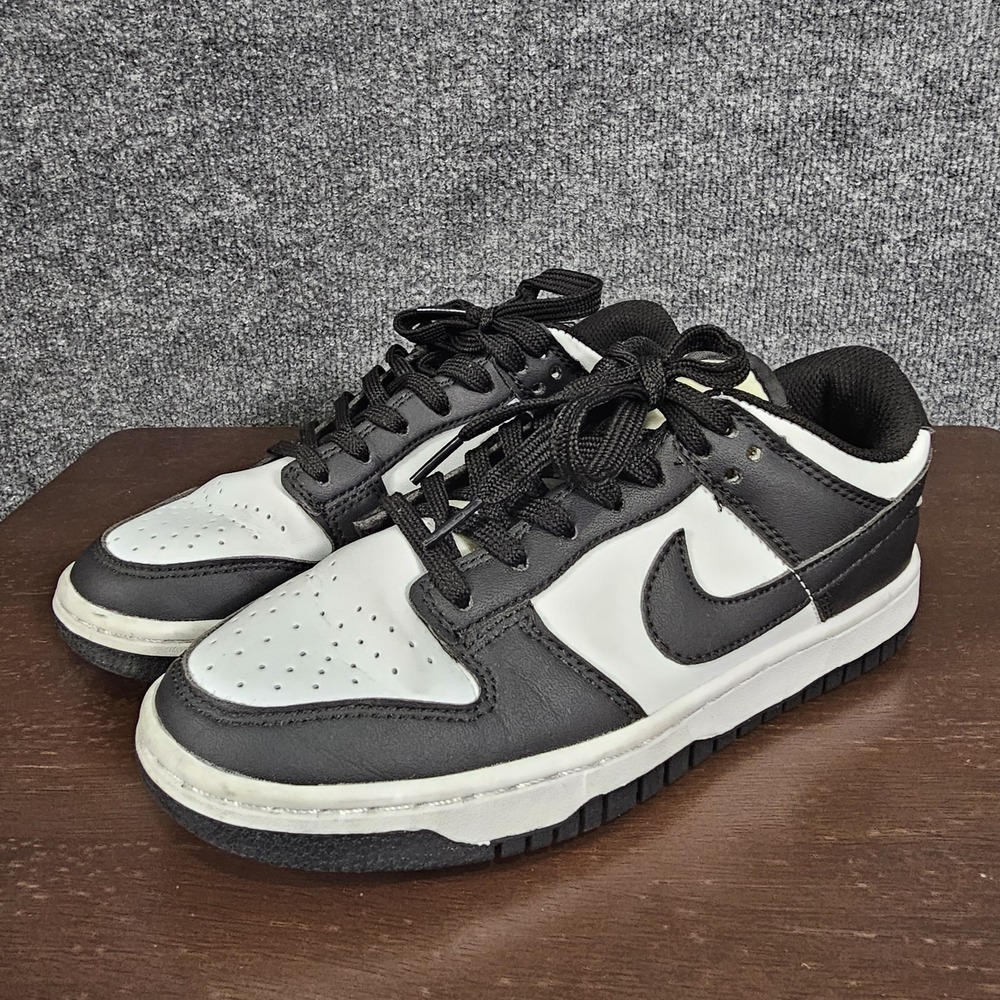 Nike Men's Size 6.5 Dunk Low Panda Black White DD1391- 100 Pre - Owned